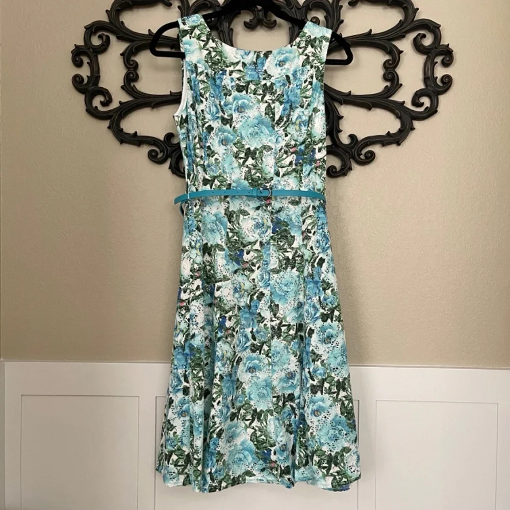 R & M Richards Floral Eyelet Lace Fit and Flare Dress - Picture 3 of 16